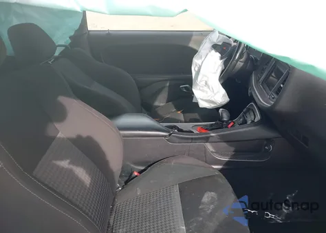 2022 Dodge Challenger Gt z USA, uszkodzony, nr VIN 2C3CDZJG9NH230046